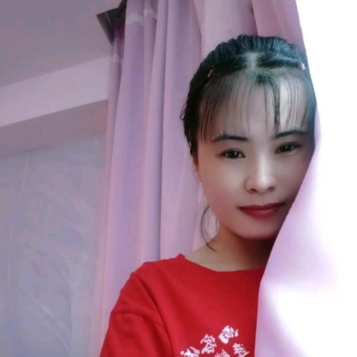 何姑娘