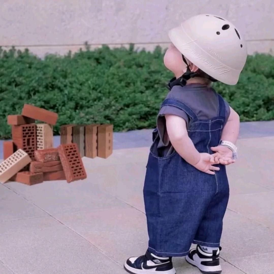 ㅤㅤ    ㅤㅤ芃