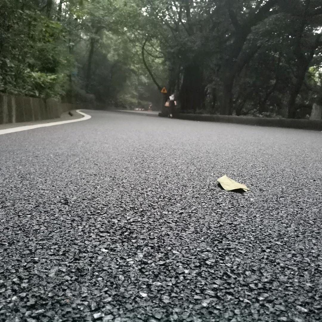有阳光的窗台