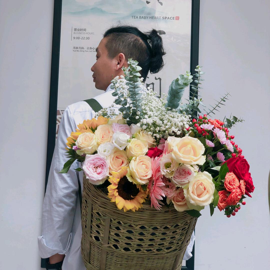 广东小雷哥在云南