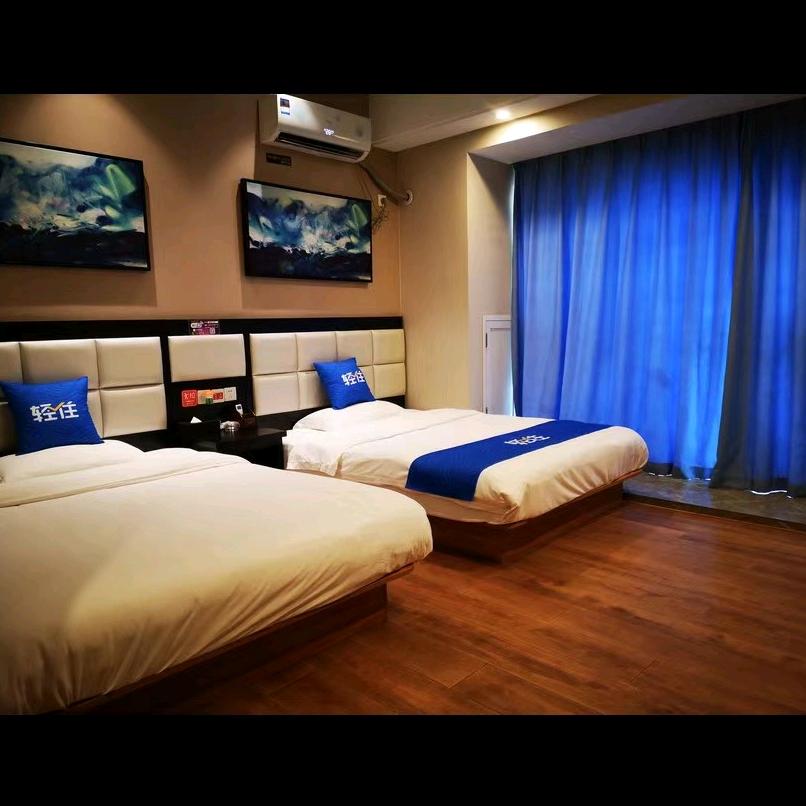 仟陌精品酒店（信达广场店）