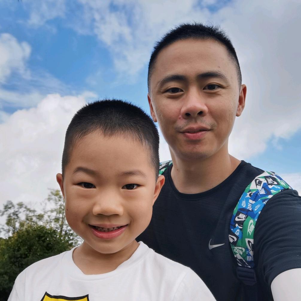 骁仔闯世界