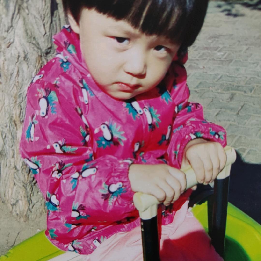 时舞baby和小佳佳