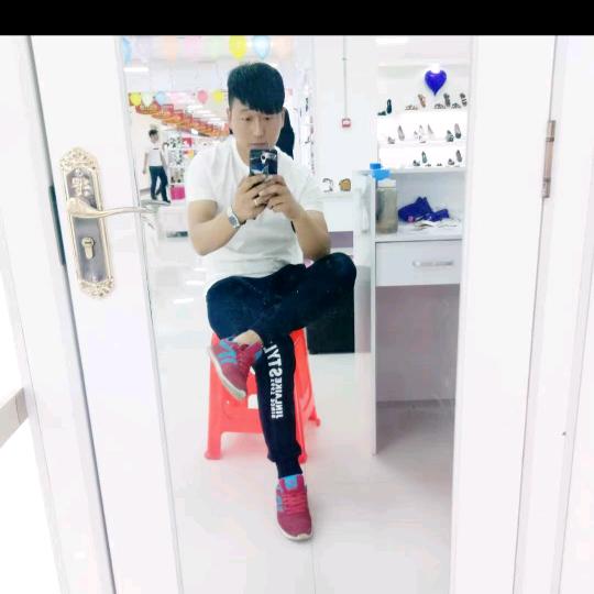 无敌小亮
