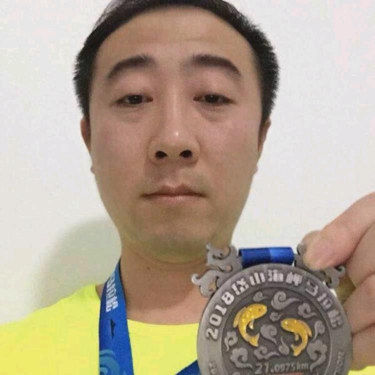 龙龙
