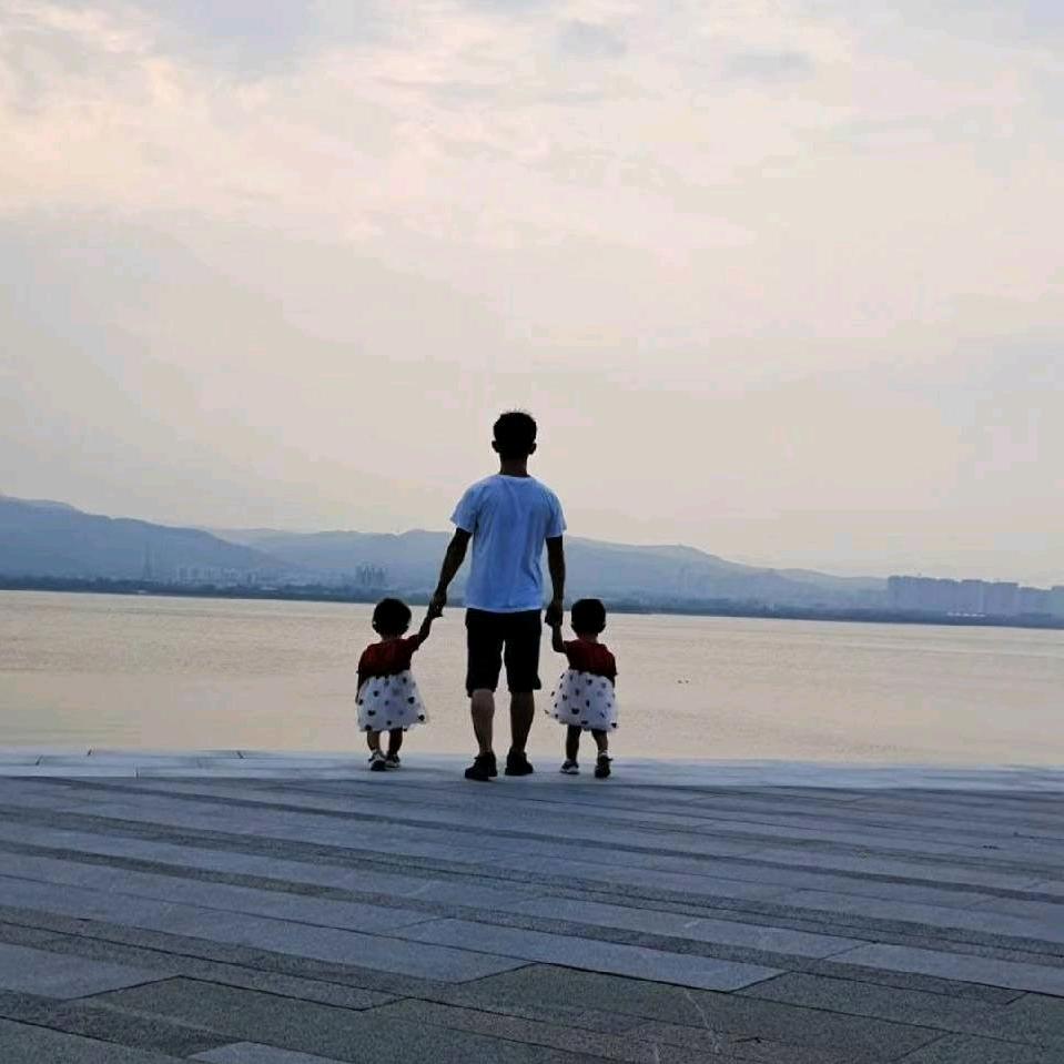 🌈家有俩千金🐯