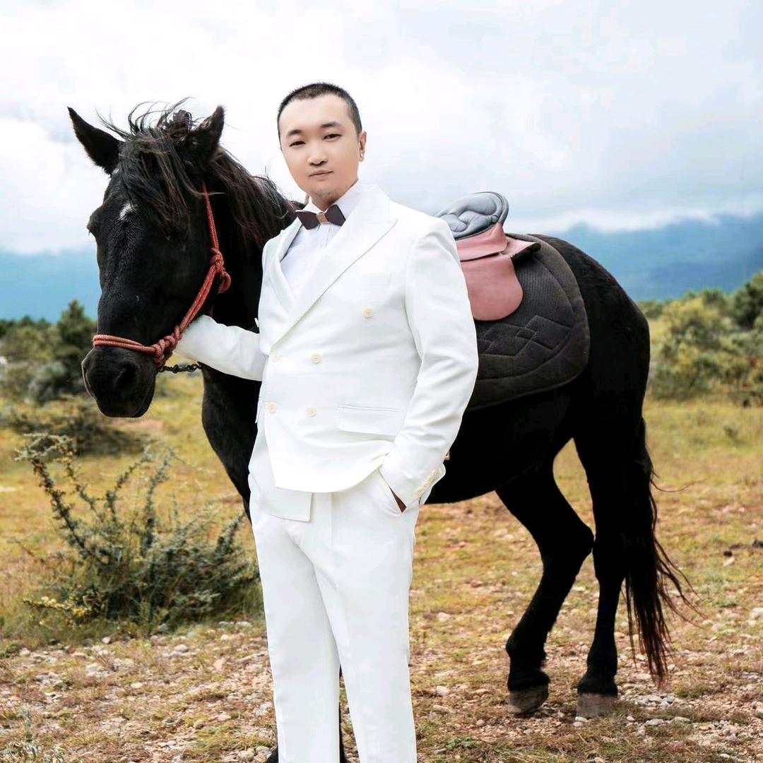 李德發（低调）