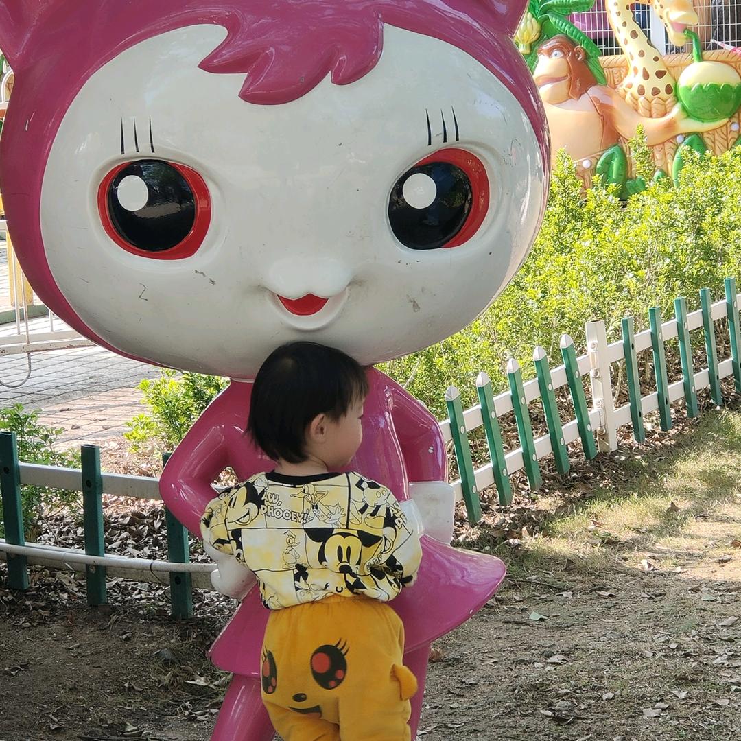 三哥☞〔制衣〕