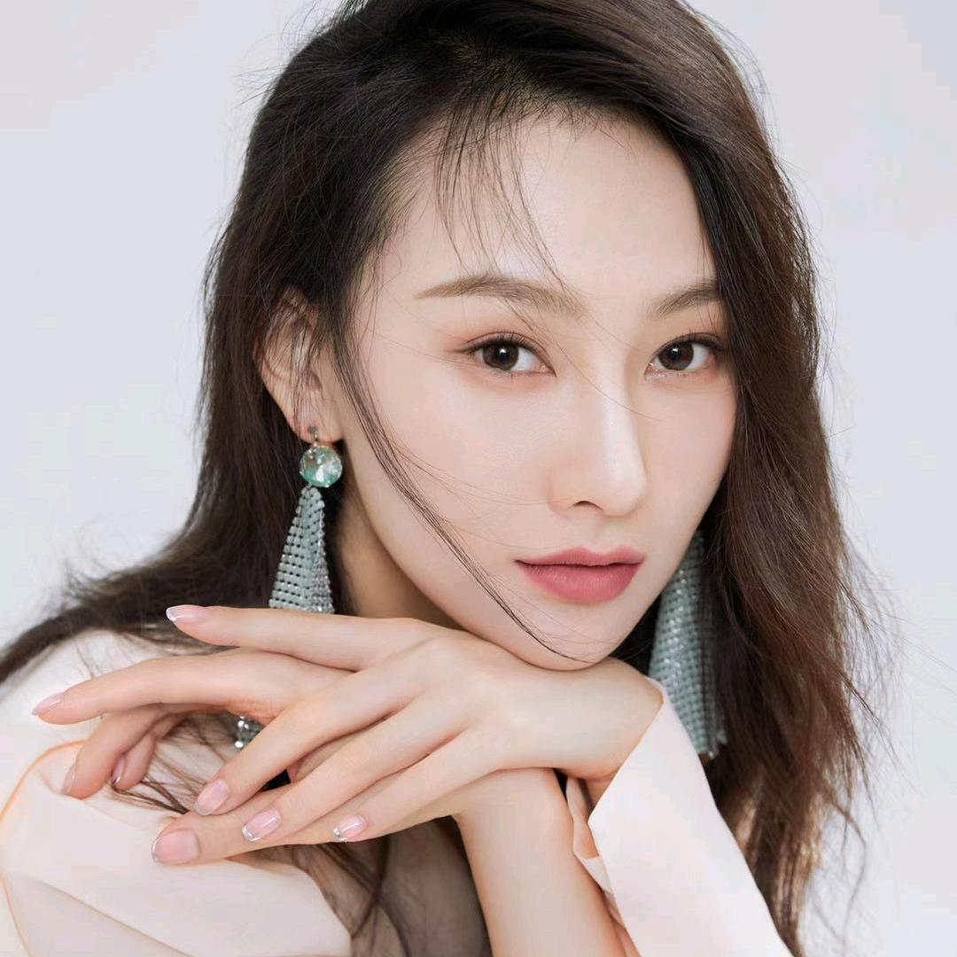 李昕岳Sienna