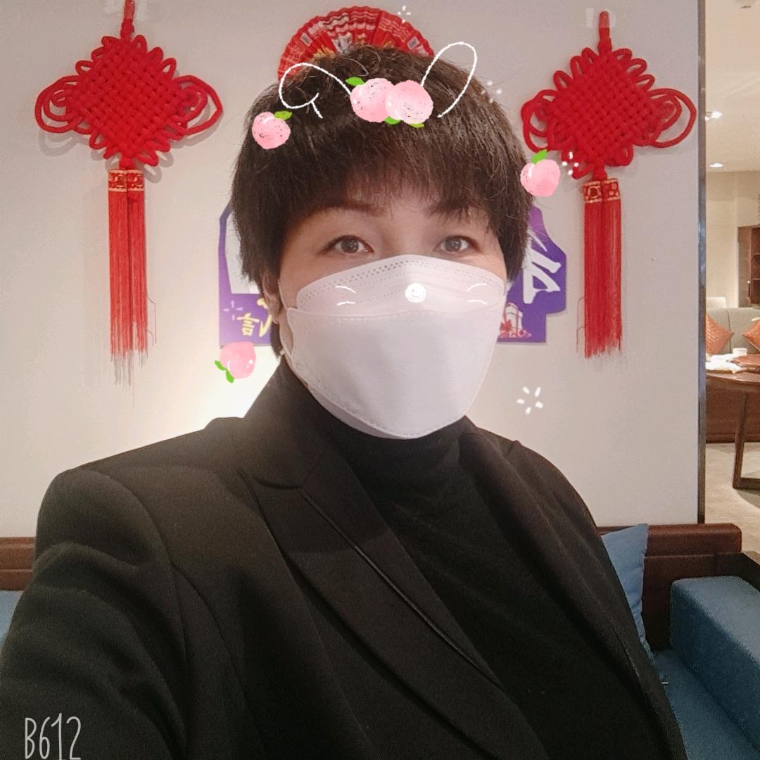 小样，跟我得瑟……