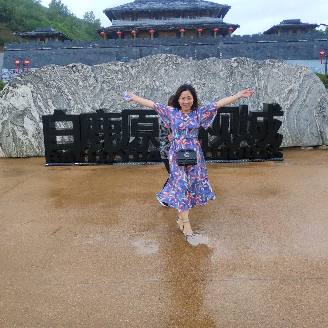 海不曾怀疑天的蓝