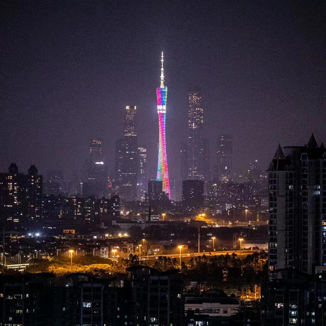 不愿晚睡的梁上进🍀