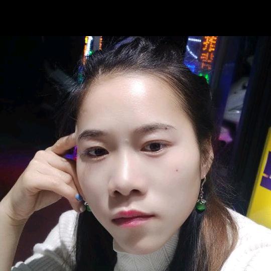 不努力谁替你成长