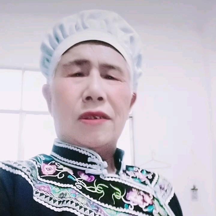 杨秀英