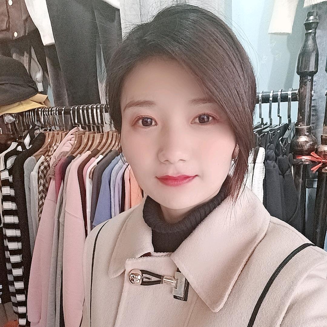 盼曦辣妈女装店