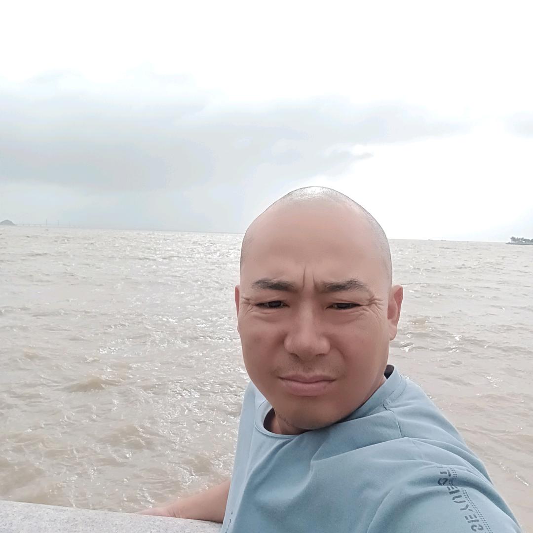 邓静