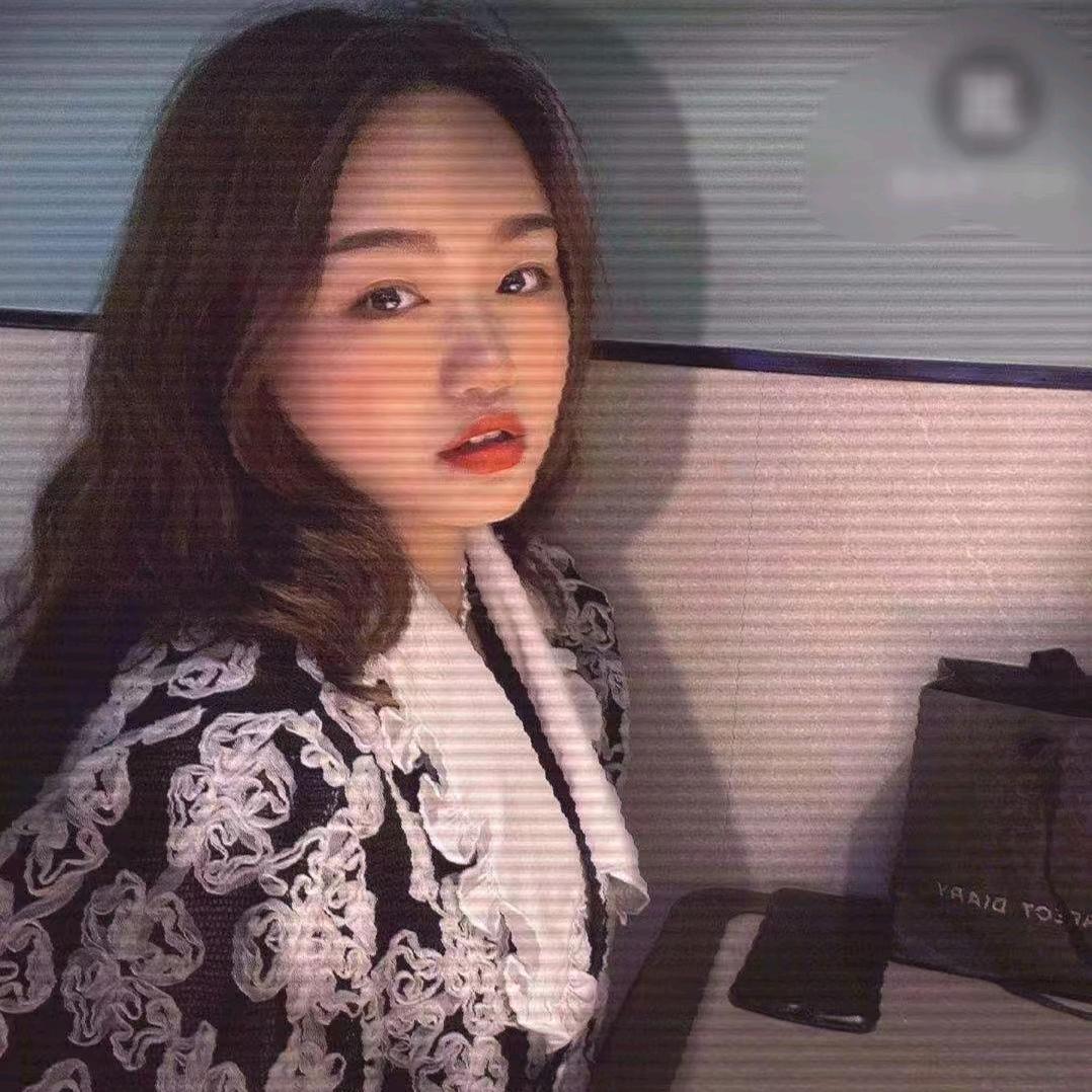 巴集乡可奈女装.美甲