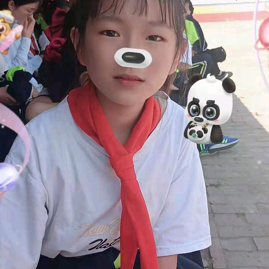 只见青松不见花