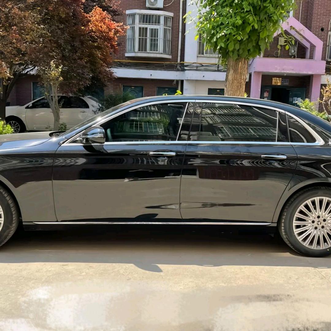 瑞鑫模具厂（健身小白)