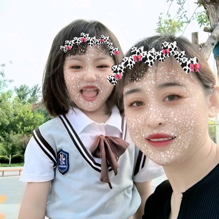 萌娃童装@瑶