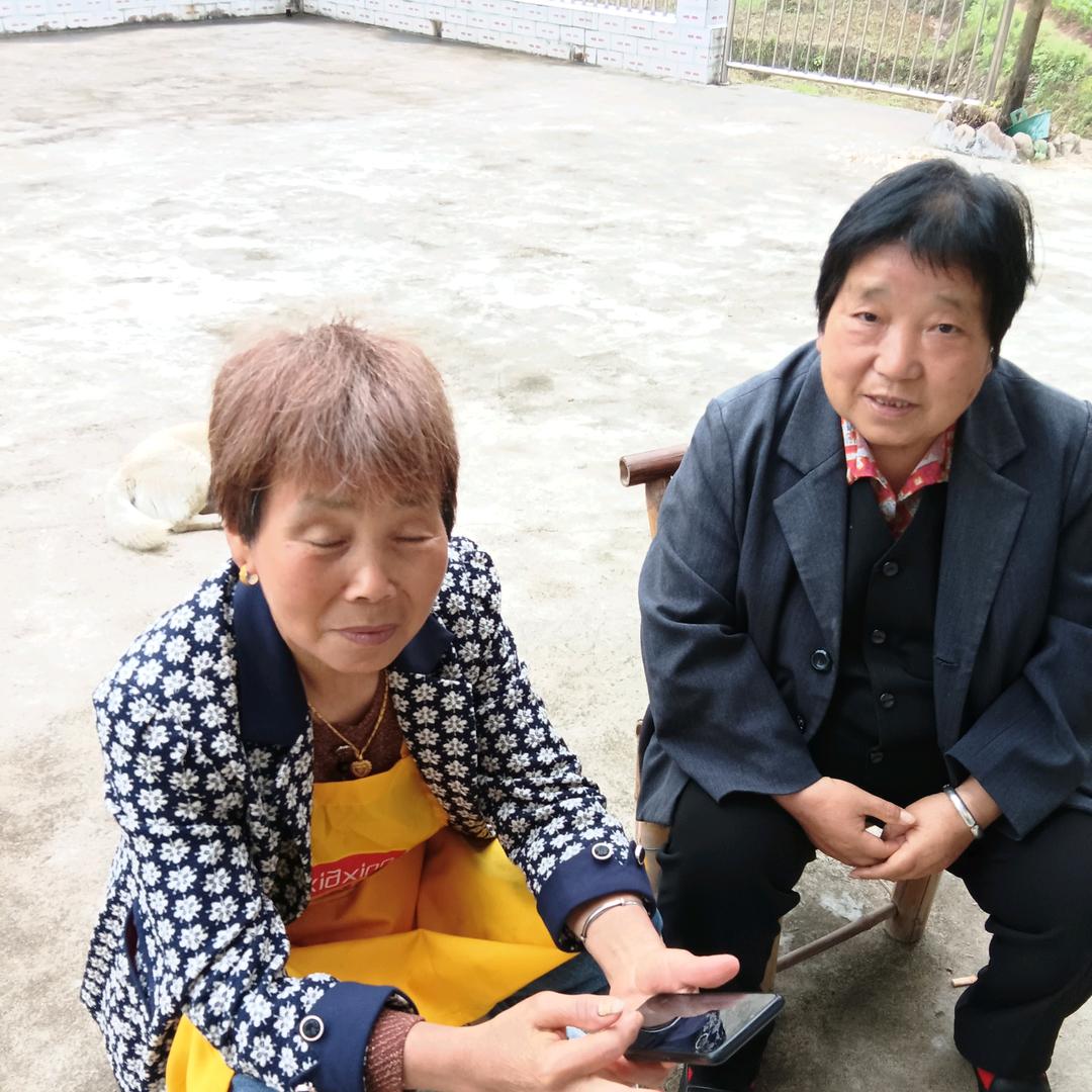蓝英姐