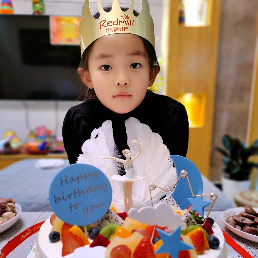 开红娃娃拉土的小李😁