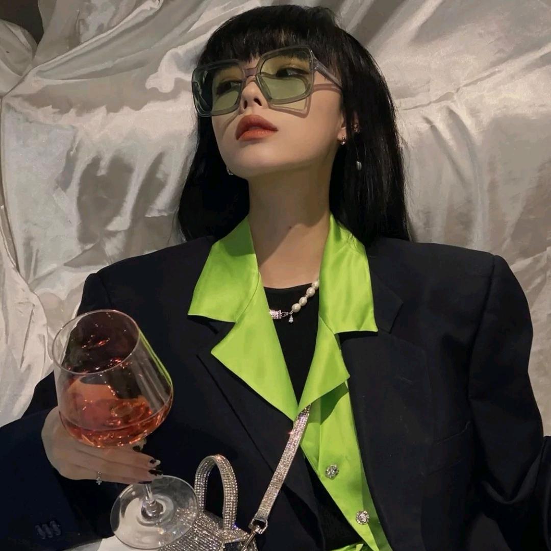 爱尼时尚女装工厂