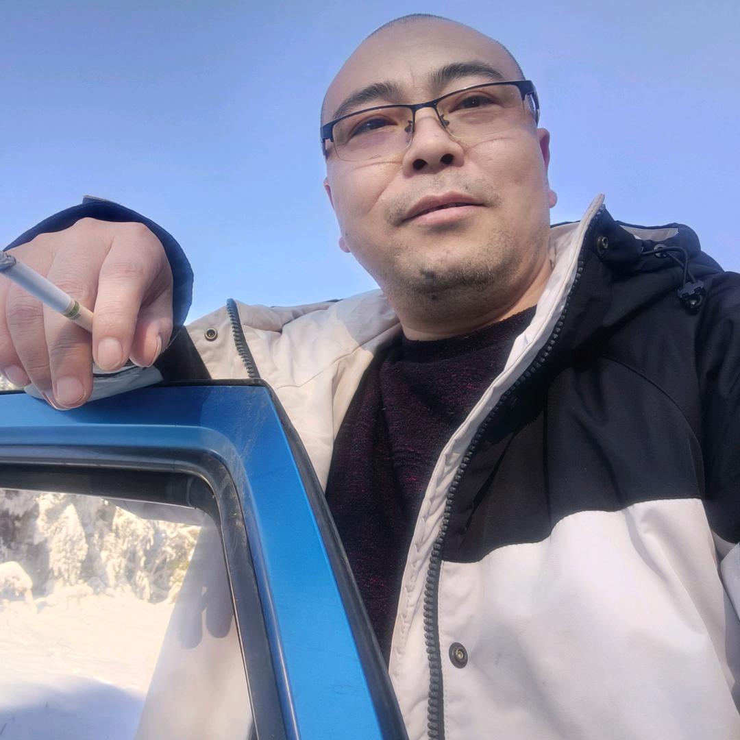 夹江恒睿二手车