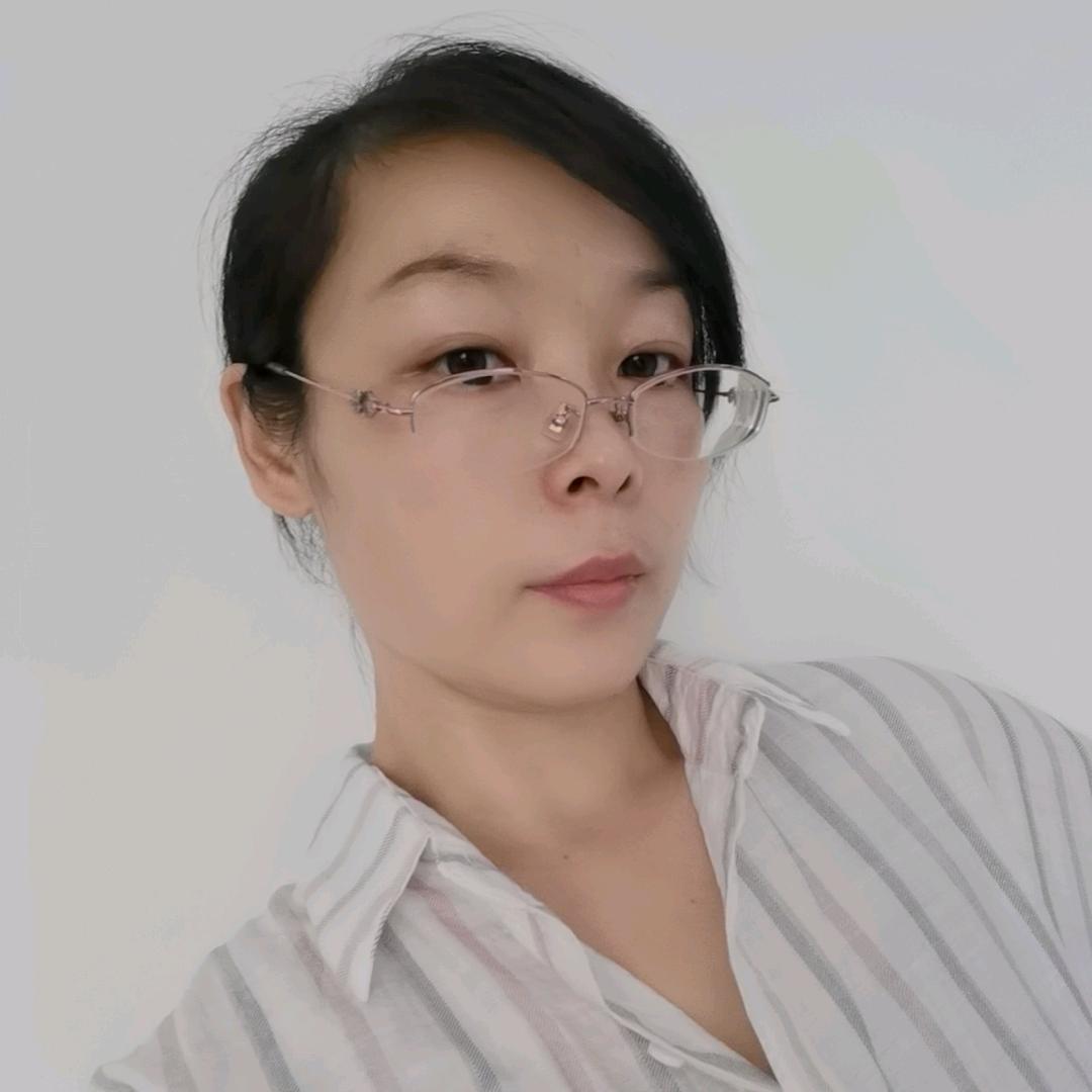 云霞（元氏）