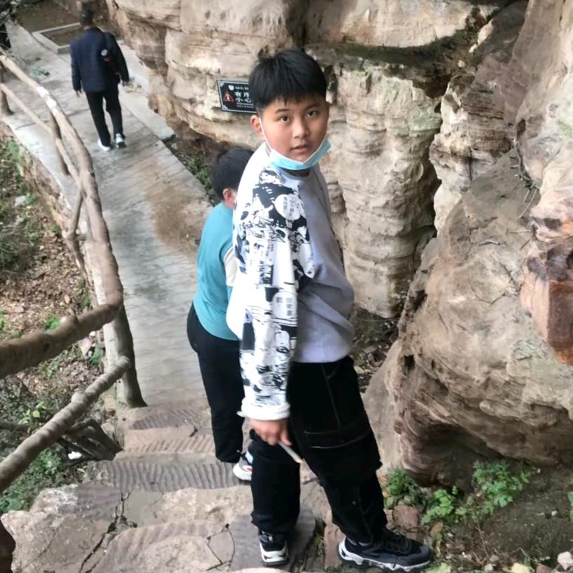 🌱᭄ོ余生᭄💖🕊我独行᭄🥀