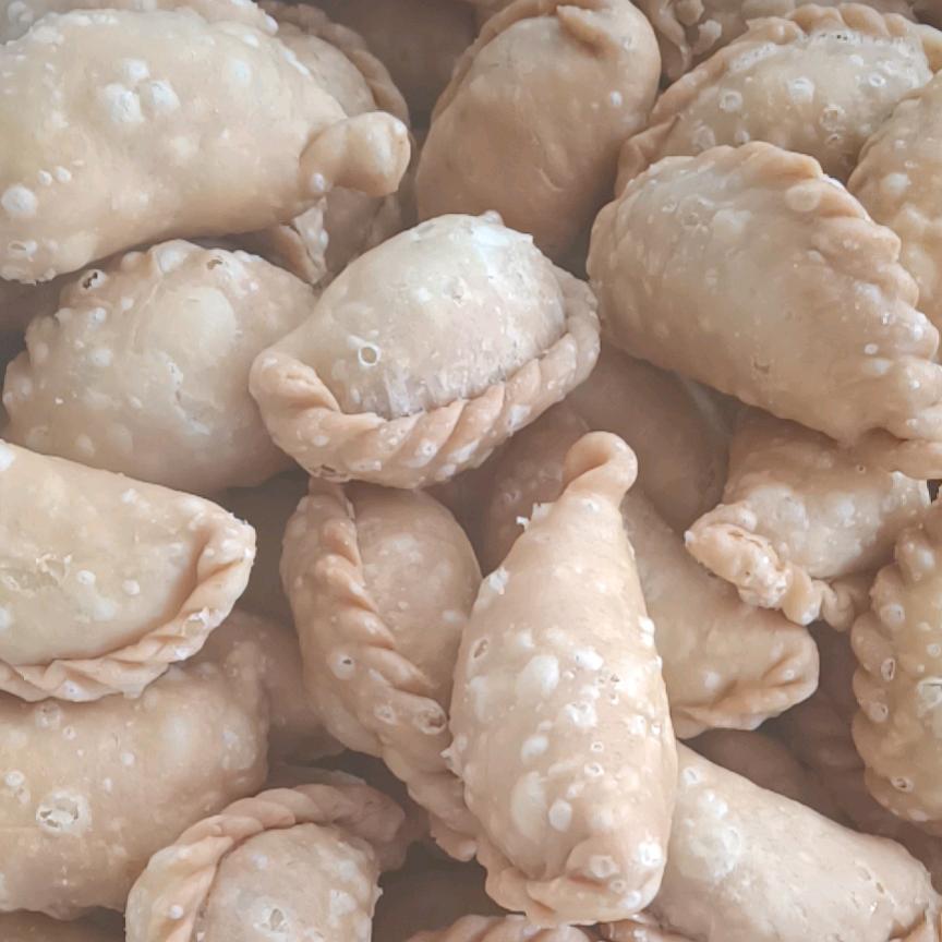 台商区丽霞口酥小吃店