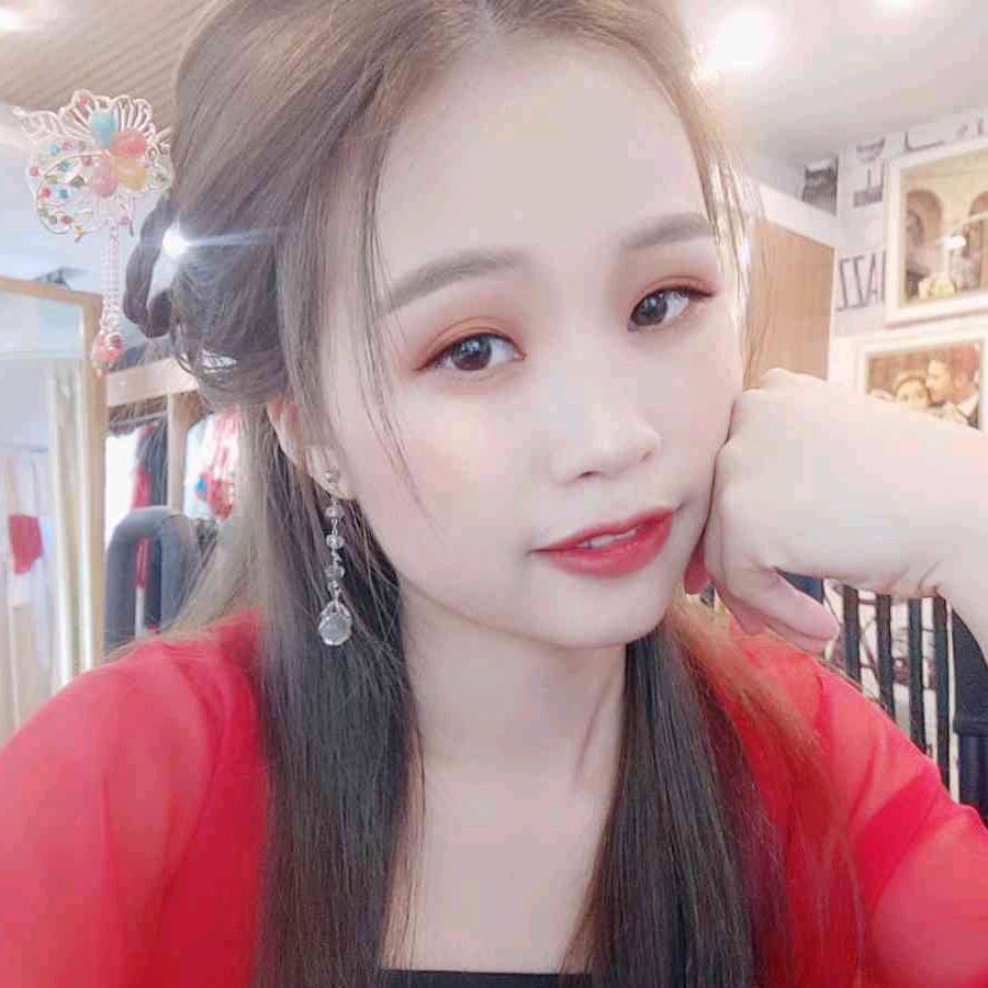 悦.瑜伽普拉提 罗教练