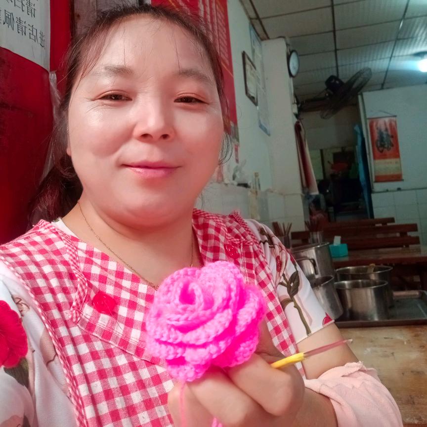 王姐，每天下午三点半首播