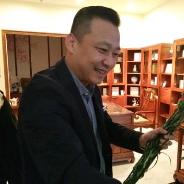 团结有爱讲空调