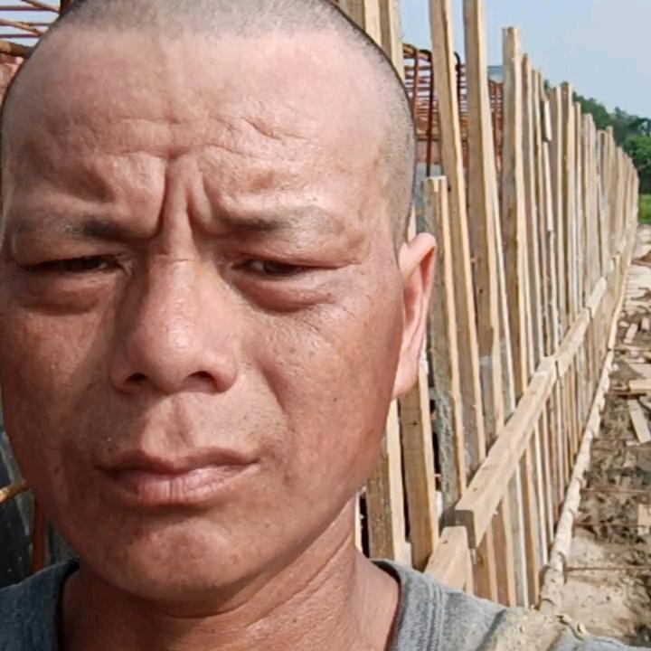 清汤寡水