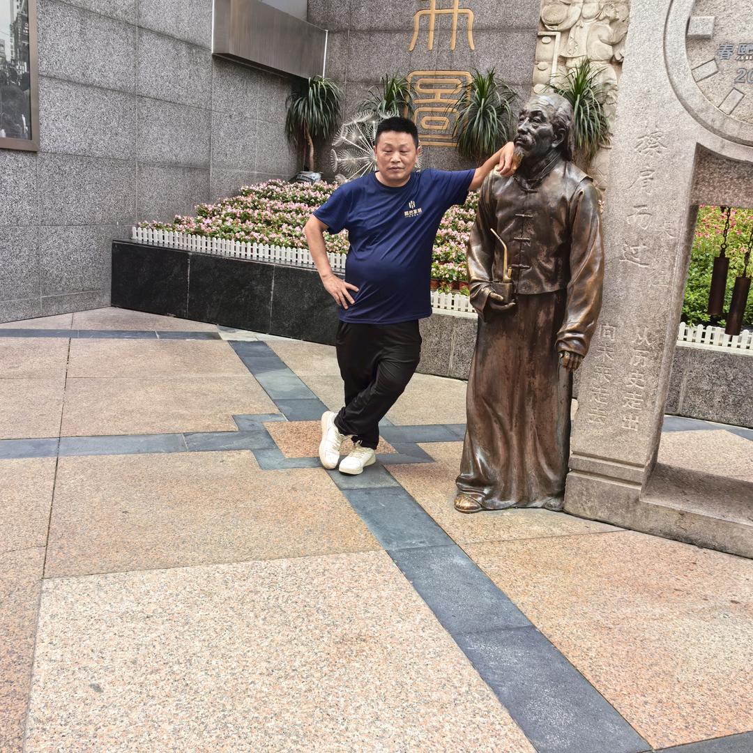 剑阁家具黄哥