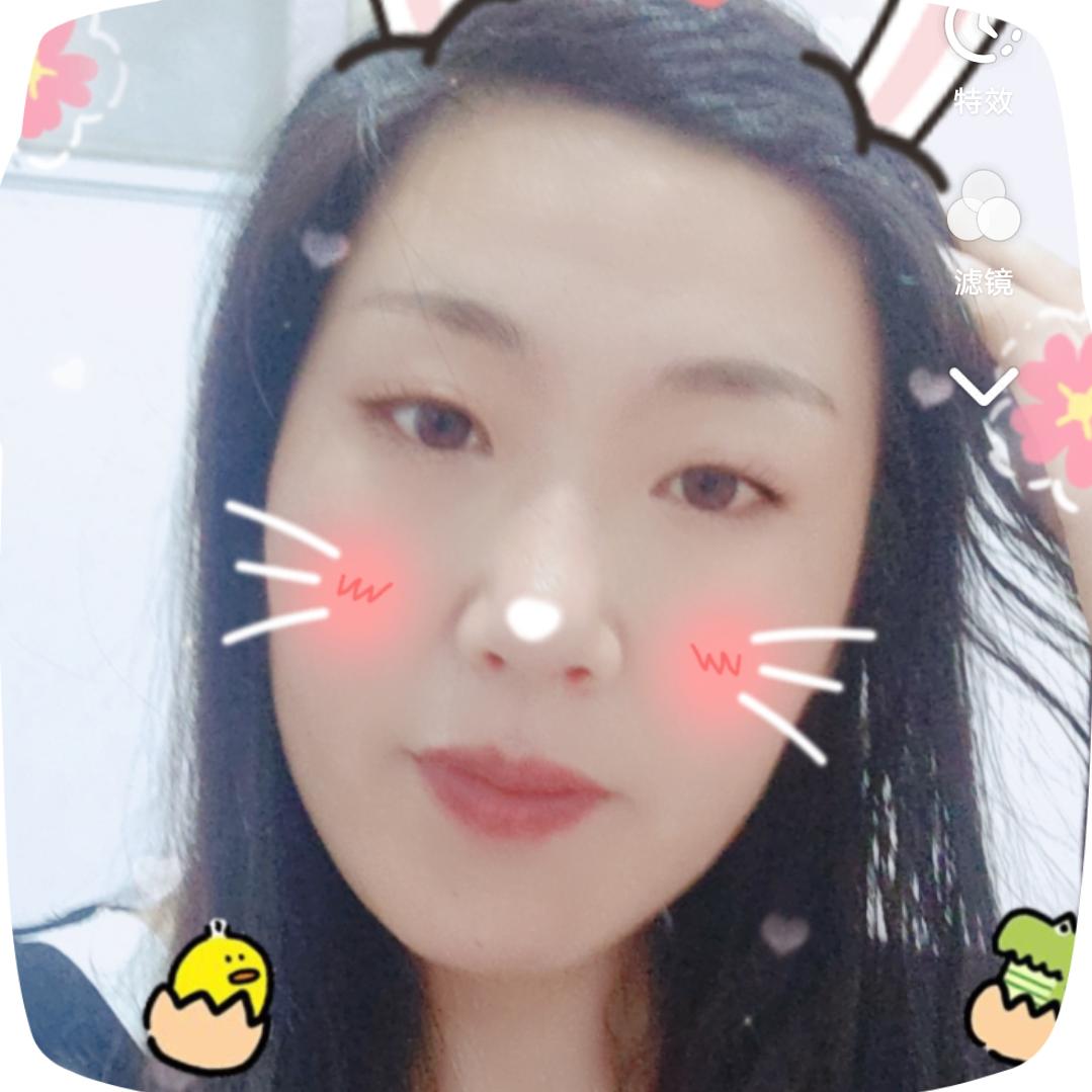 董霞