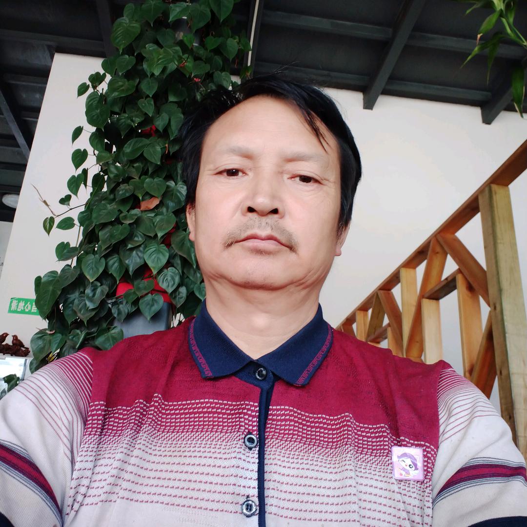 华宁土坛酸汤片片‘鱼