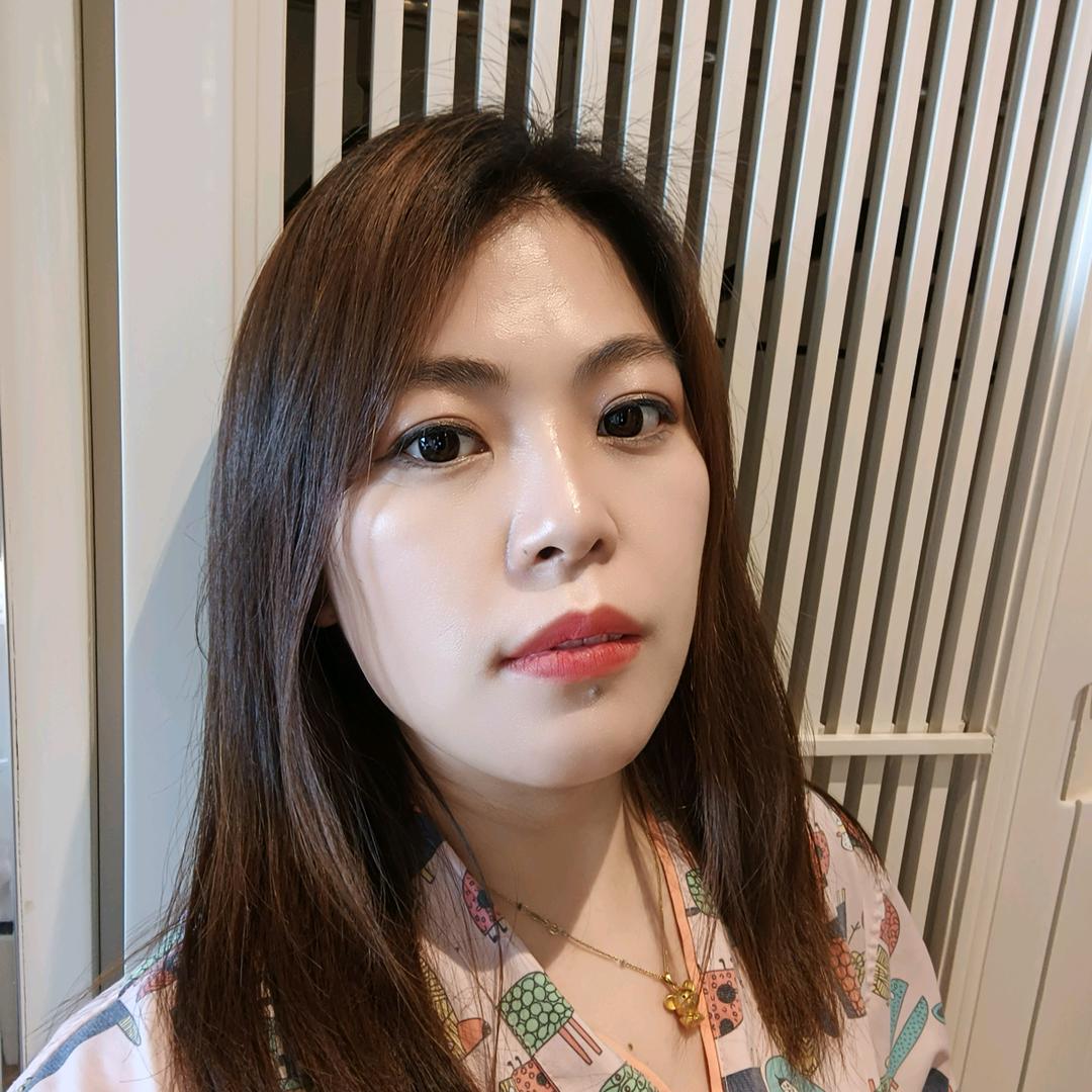 微微姐吖