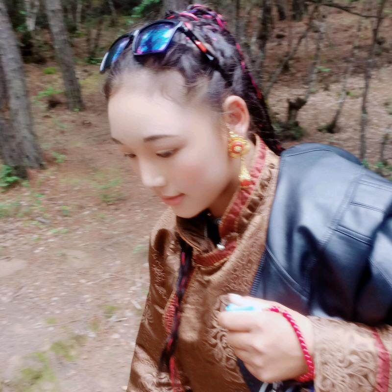 🍁藏族💘姑娘🍁