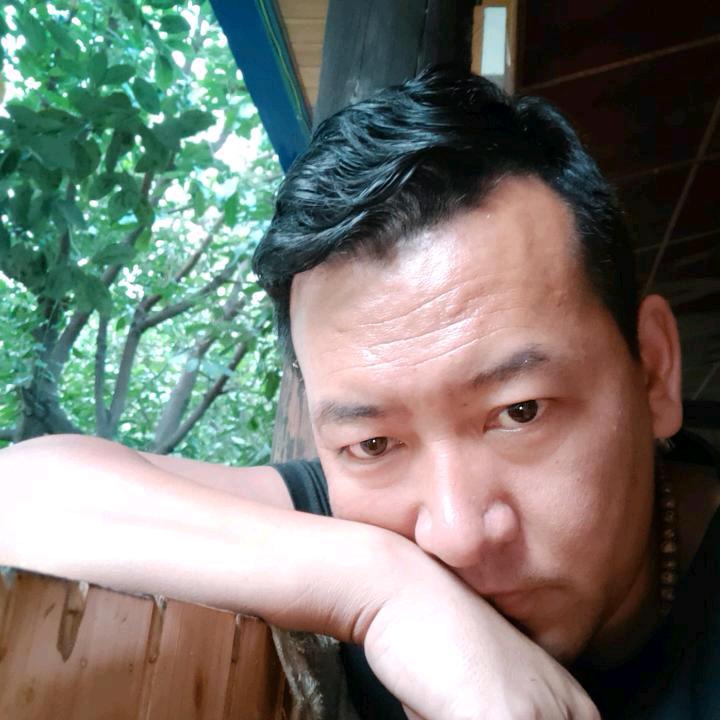 巴龙喜布林卡