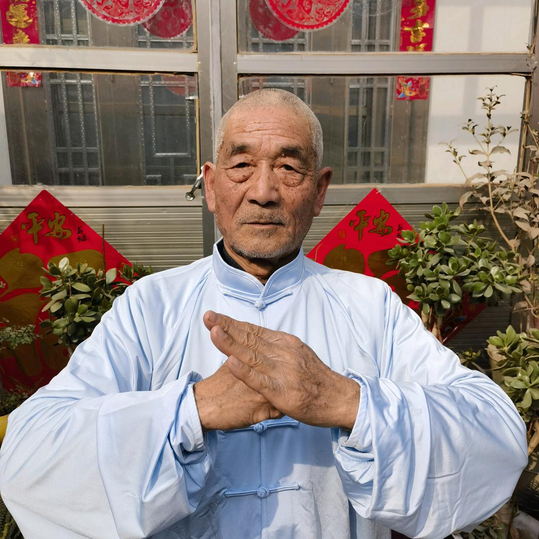 老张的鸿福吉祥居