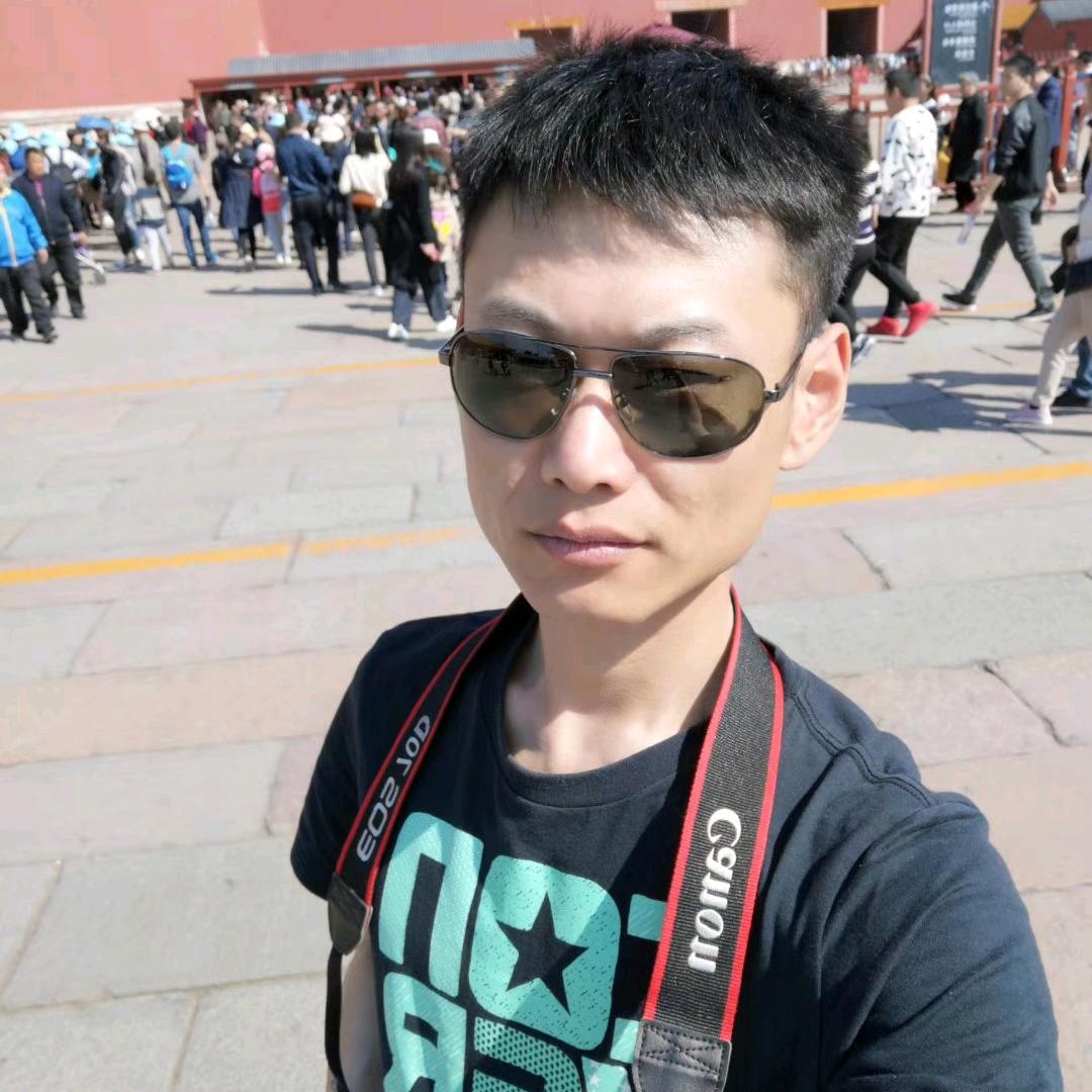 小时候可胖了