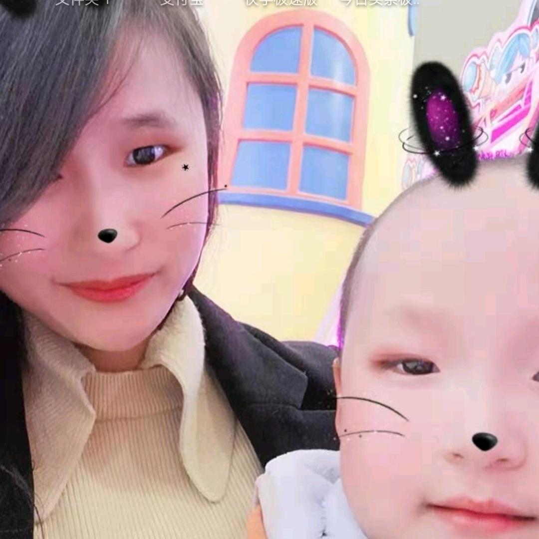 倔强设计师的曙光头像
