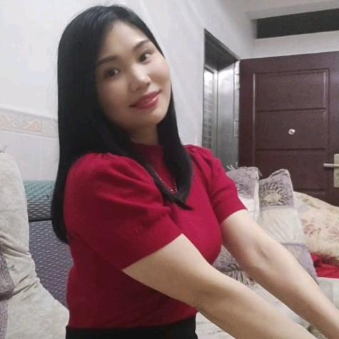 巫莲（小樱桃🍒）