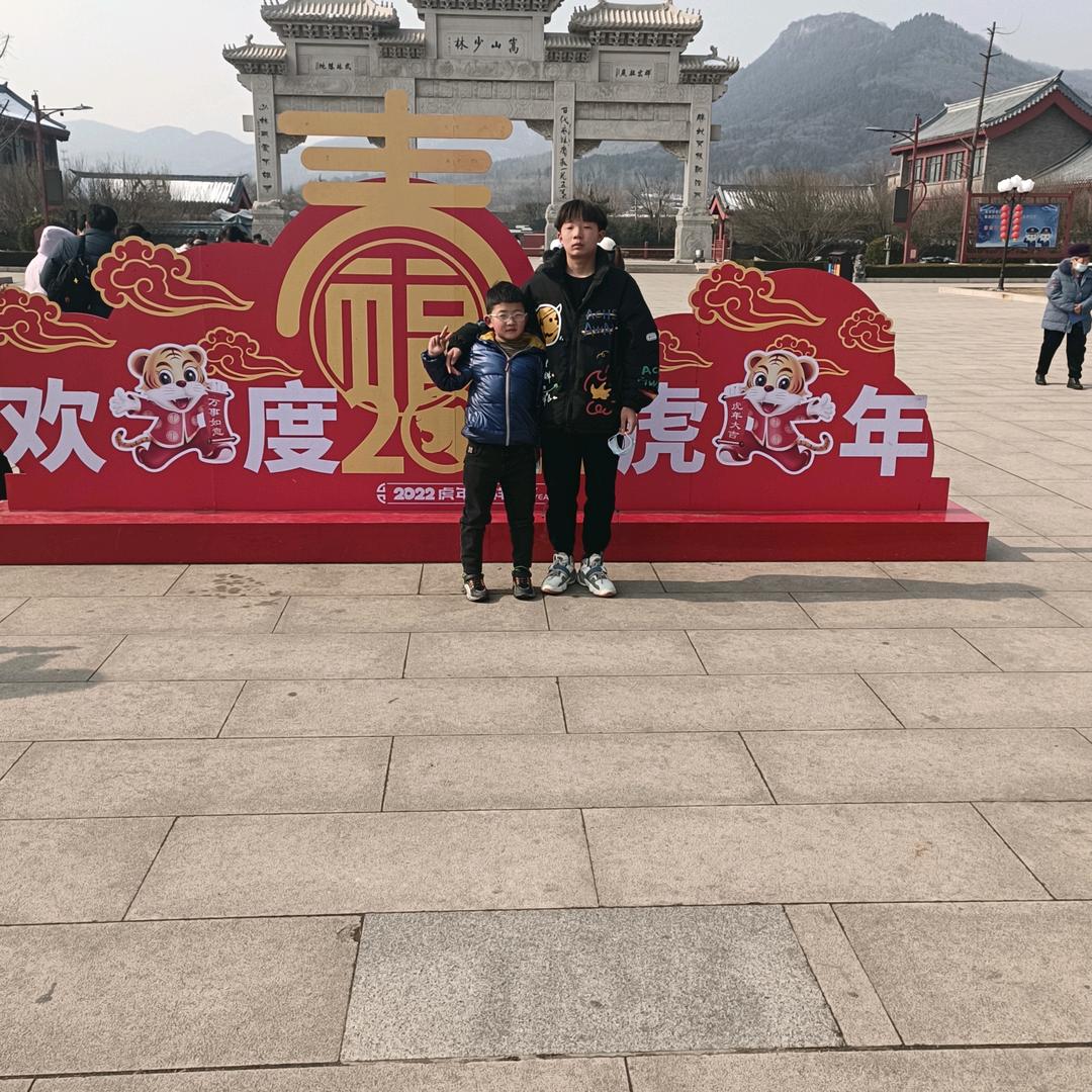 善良需要分人