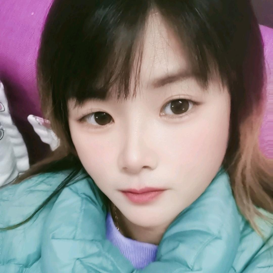 芳芳吖
