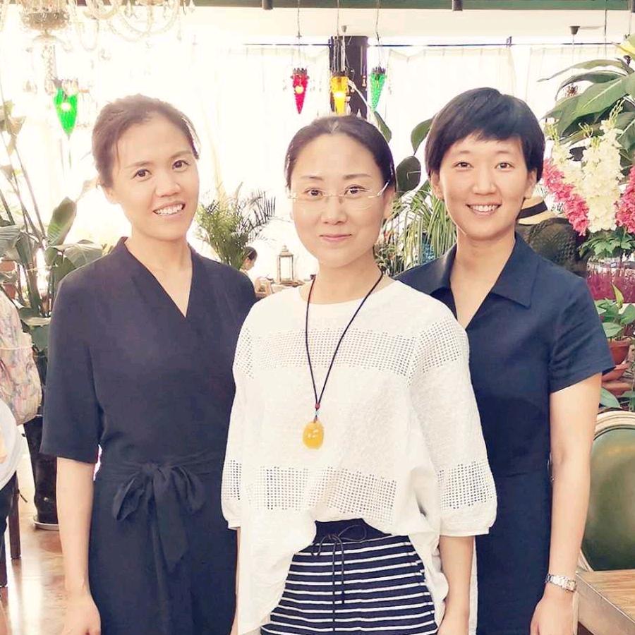 不忘初心我们仨