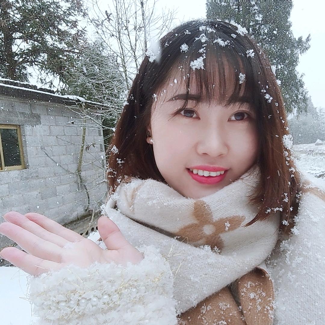 @ℳঞ青 柠💕