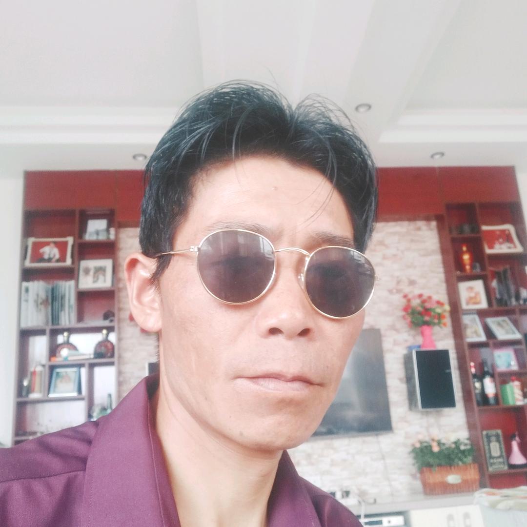 时间慢慢的走，人慢慢的老